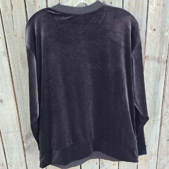 Athleta Black Sweatshirt with Button Accents - Picture 5 of 6